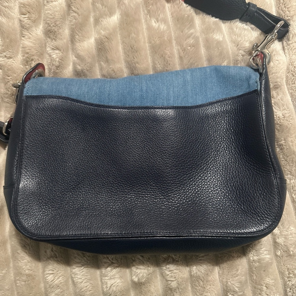 Coach Blue Denim Bag Excellent condition . - Picture 3 of 6